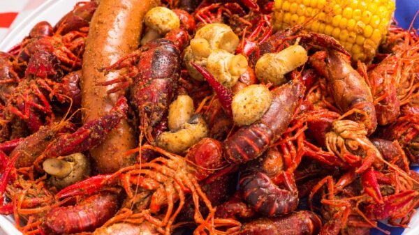 How to Eat Crawfish